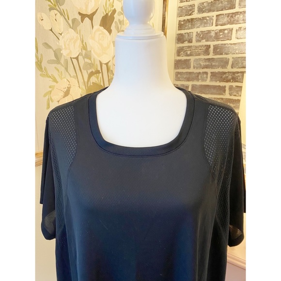 NWT Nike Breathe Running top - Picture 3 of 8